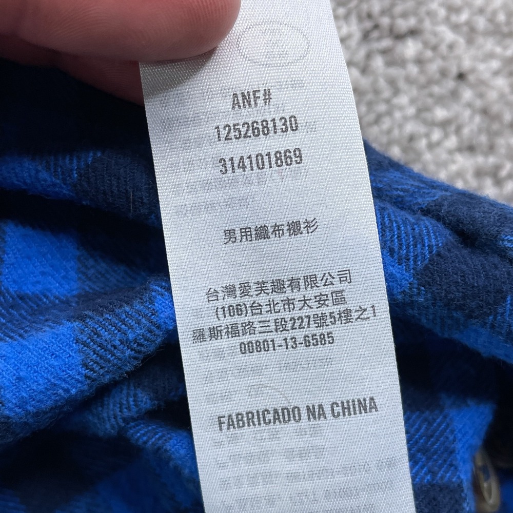 Abercrombie Fitch Shirt Mens 2XL XXL Blue Gingham Heavy Flannel Muscle Fit - Picture 6 of 13